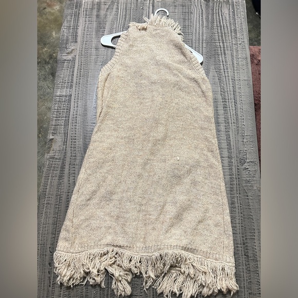 Chic Cream Fringe Women's Sweater Vest - Picture 6 of 8